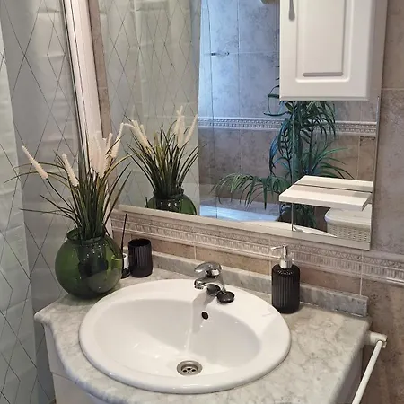 Jupiter Sea View Apartment